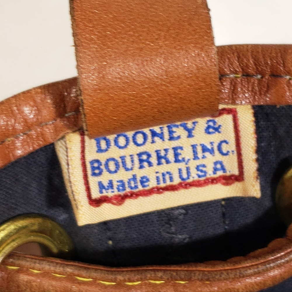 Dooney and Bourke Bucket Bag Medium Black Tan Monogram Vintage Crossbody USA - Picture 13 of 14